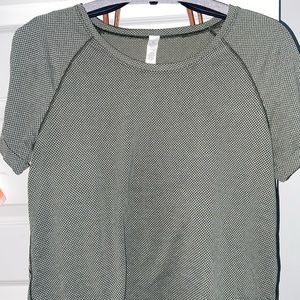 Lululemon open up tie back tee